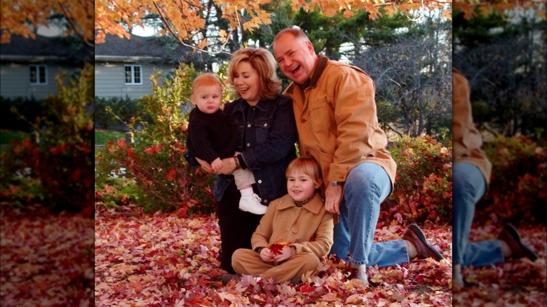 Tim and Gwen Walz and kids