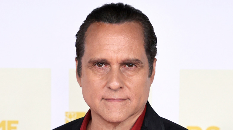 Maurice Benard posing