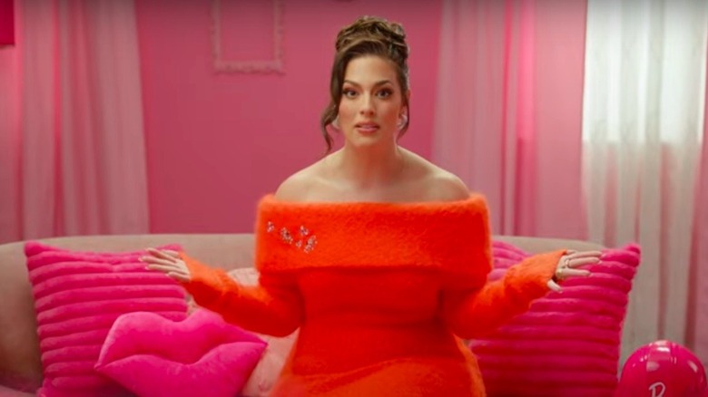 Ashley Graham in orange