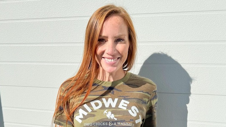 Mina Starstiak Hawk in camo T-shirt