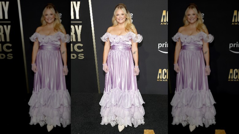 Hailey Whitters in a lavender gown on the red carpet