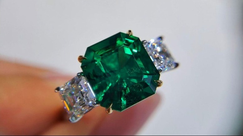 Emerald ring up close