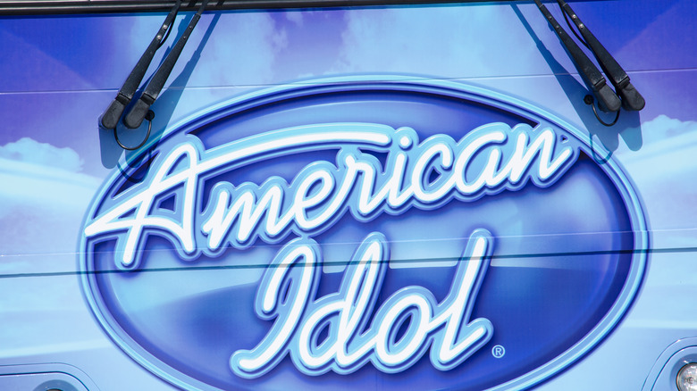 American Idol bus sign