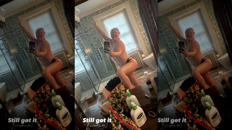 Amy Schumer in a topless mirror selfie