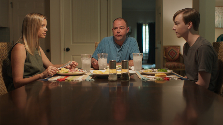 Amy Smart sitting at a table in Tyson's Run