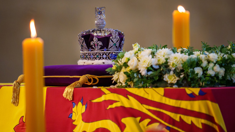 Queen Elizabeth's coffin at Westminster Hall 