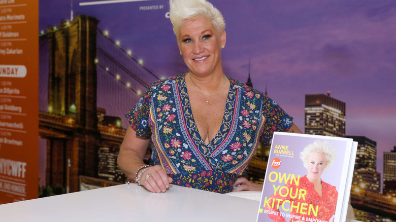 Anne Burrell with her second book