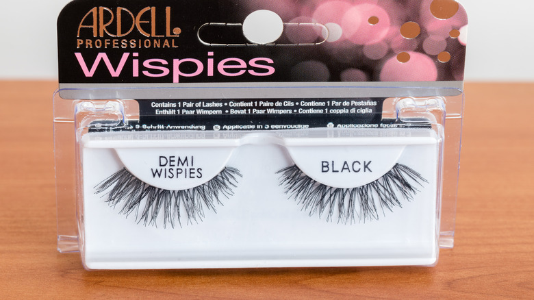 ardell lashes in packaging