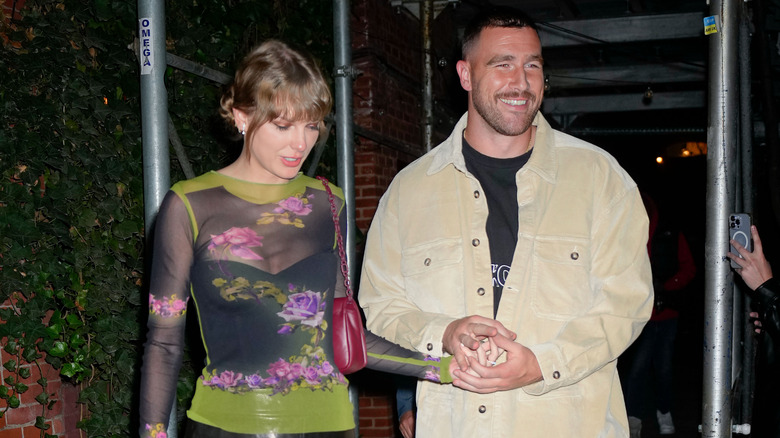 Taylor Swift and Travis Kelce have dinner at Waverly Inn 