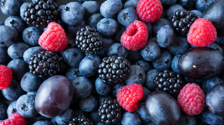 Mixed berries