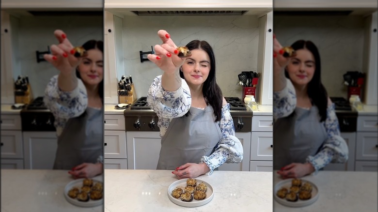 Ariel Winter making stuffed mushrooms