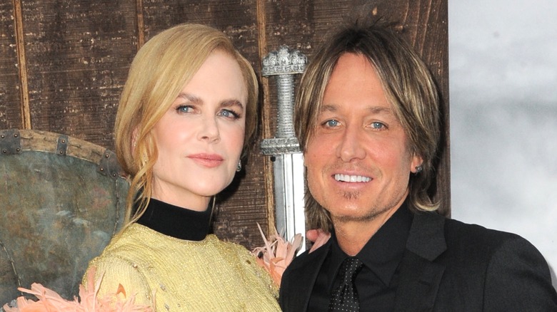 Keith Urban and Nicole Kidman posing