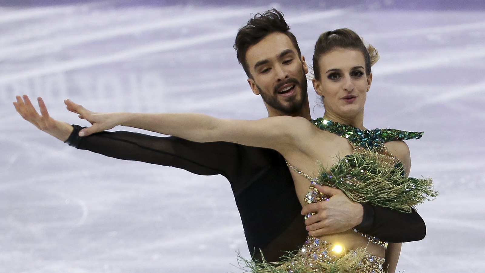 Awkward Olympic Figure Skating Moments That Were Caught On Camera - The Lis...