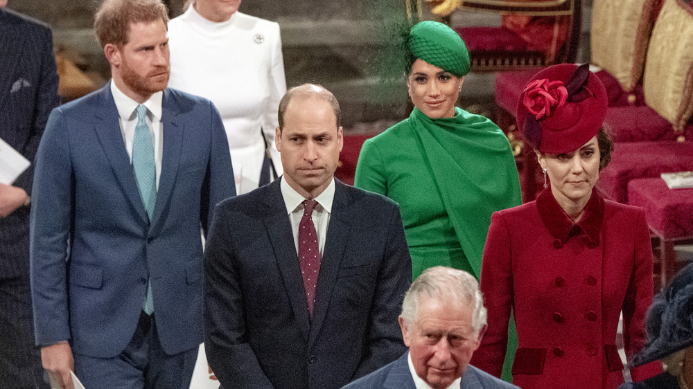 members of the royal family and price william walking