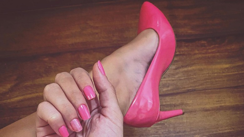 Pink nails and shoes