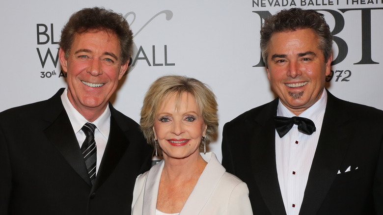 Barry Williams, Florence Henderson, and Christopher Knight smiling