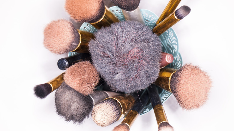 dirty makeup brushes