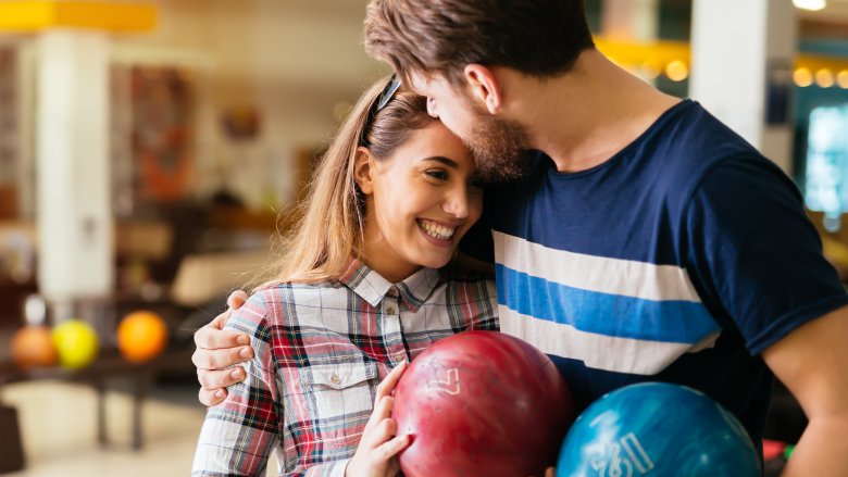 couple on date bowling