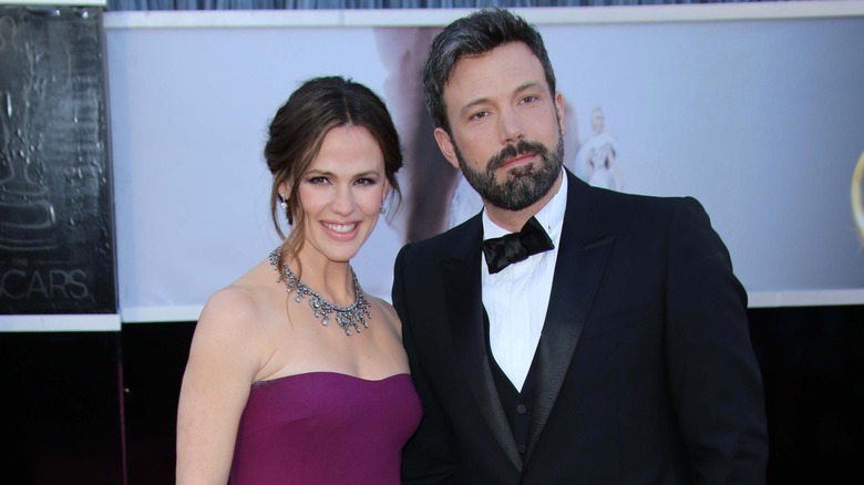 Jennifer Garner and Ben Affleck posing together