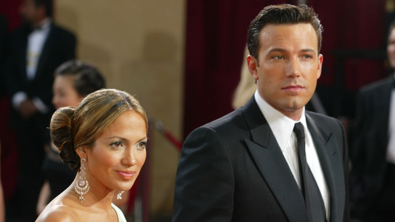 Jennifer and Ben Affleck walk the red carpet