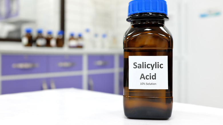 Bottle of salicylic acid solution 
