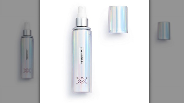 Revolution XX Quick FiXX Mattifying Setting Spray