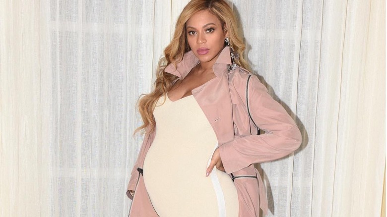 Beyonce pregnancy style spring