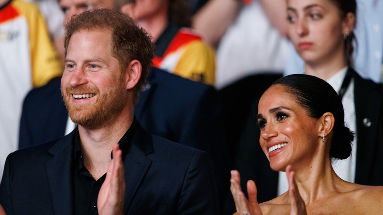 Prince Harry Meghan Markle clapping