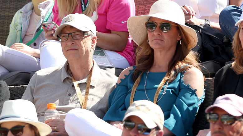 Bill and Melinda Gates watching tennis.