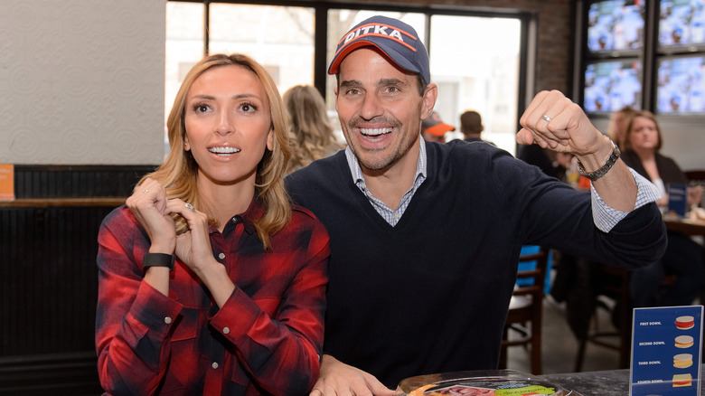 Giuliana Rancic and Bill Rancic smiling