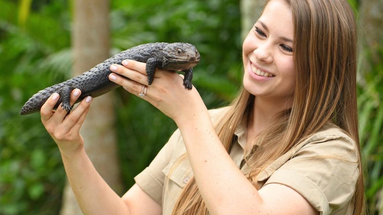 Bindi Irwin Shares A Heartwarming Pregnancy Update