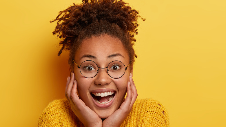 an attractive woman smiling