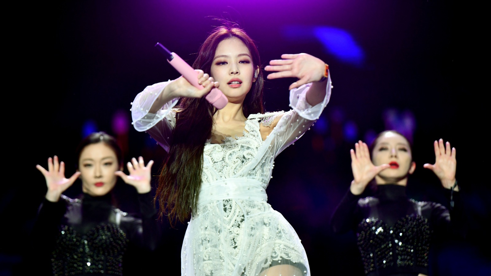 Jennie Talks About Her Style And What She Gained From BLACKPINK's