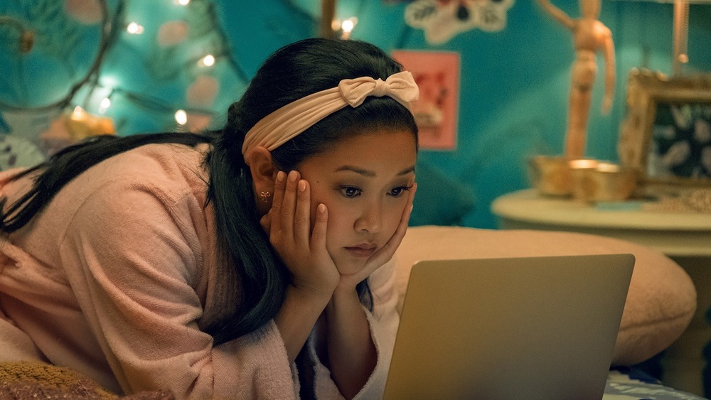 Lana Condor computer