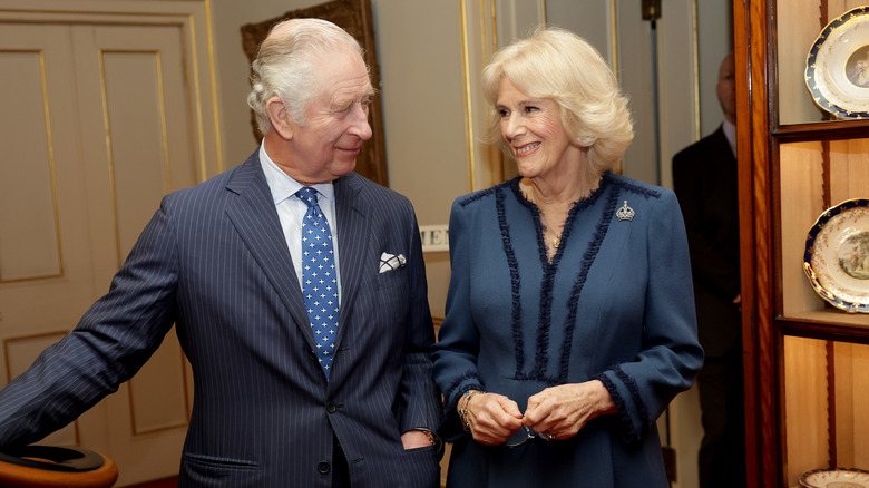 Body Language Expert Reveals How The Royals Really Feel About Queen Camilla