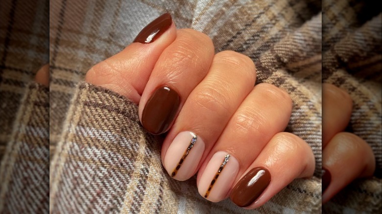 Fall manicure with tortoiseshell detail