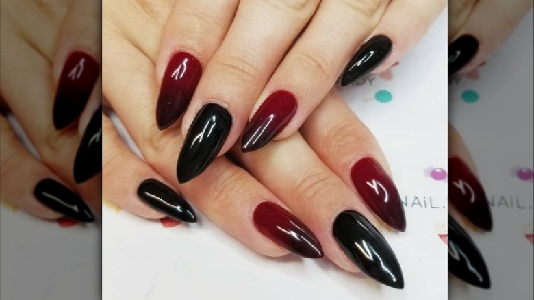 Black and red gradient manicure 