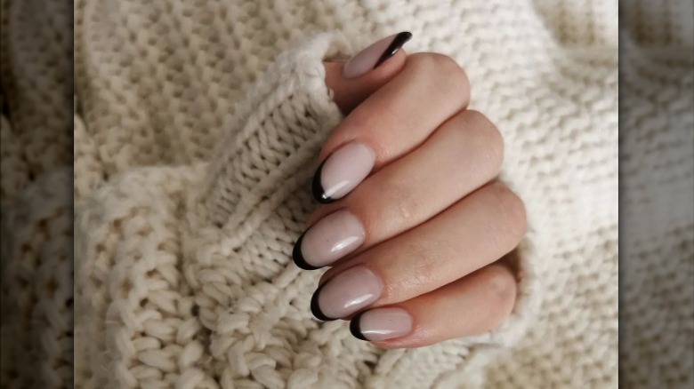 Black french manicure 