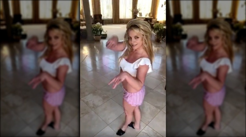 Britney Spears dancing in video