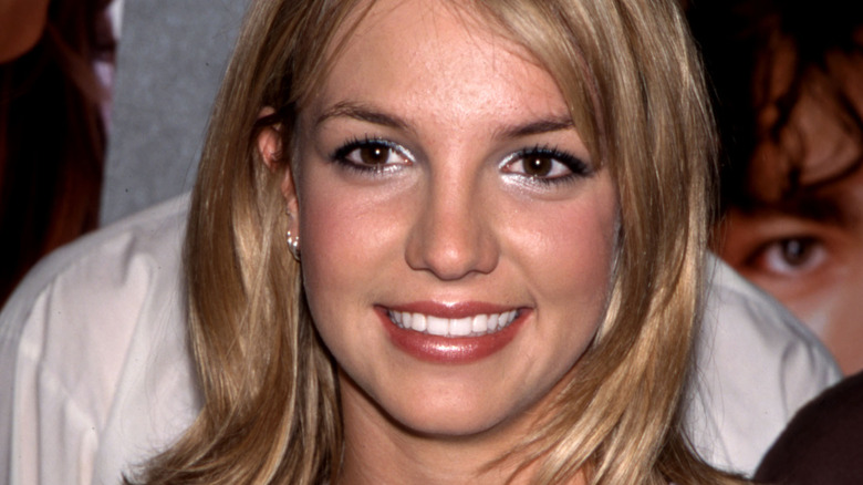 Britney Spears smiling on the red carpet 1999