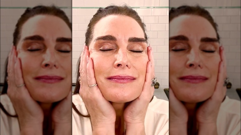 Brooke Shields doing her skincare routine