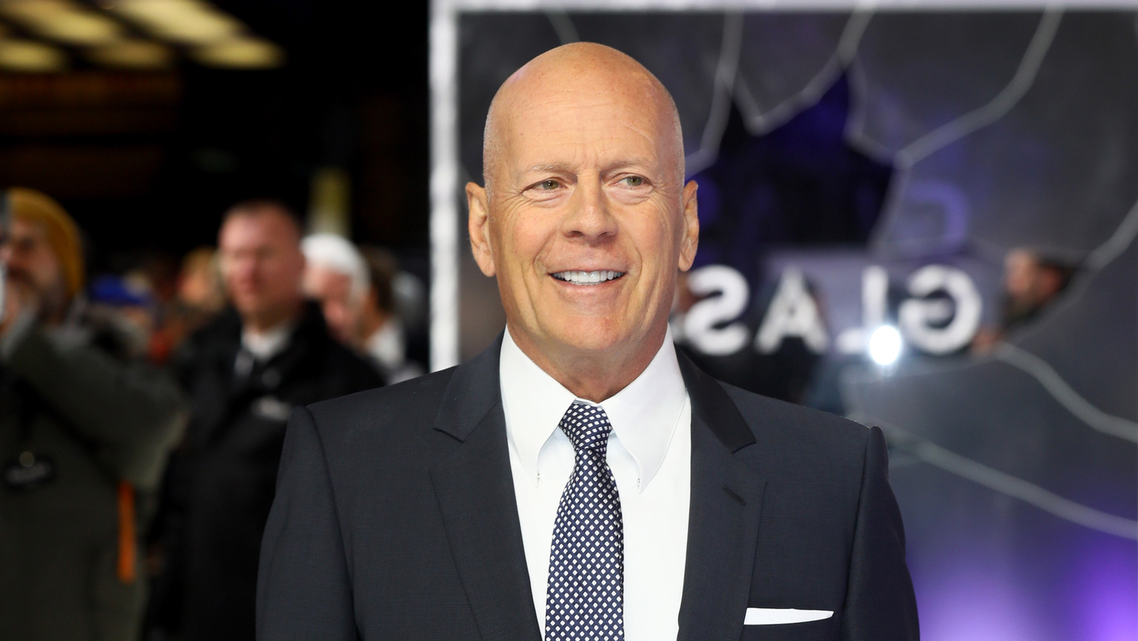 Bruce Willis Responds To Mask Controversy