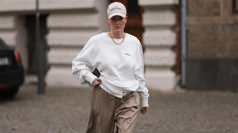 street style oversized trousers sweatshirt