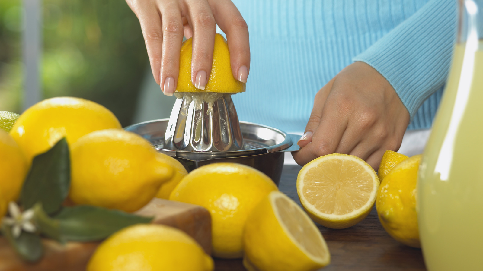 can-lemon-help-reduce-dandruff-here-s-what-we-know