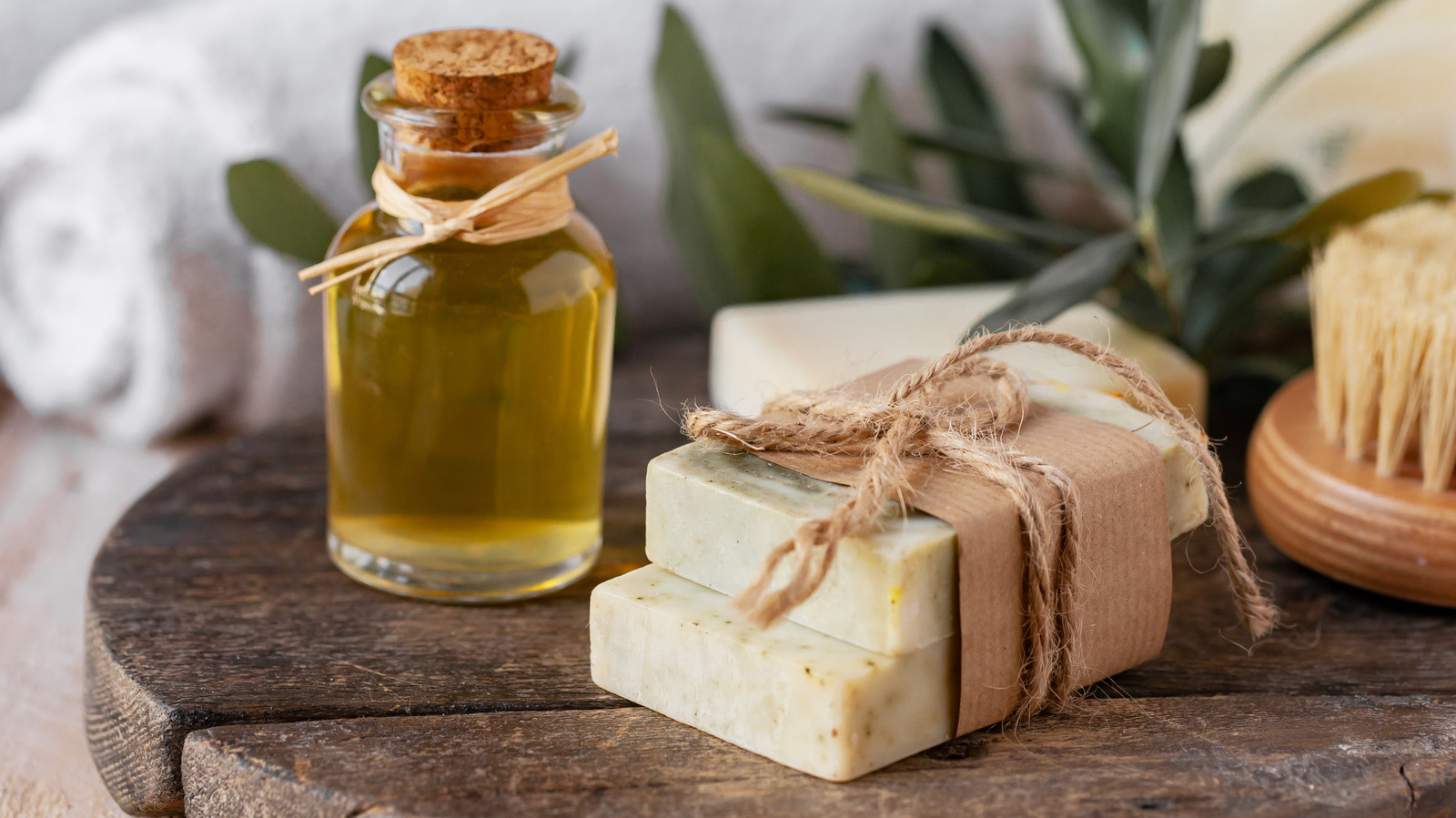 can-olive-oil-be-used-with-other-skincare-products