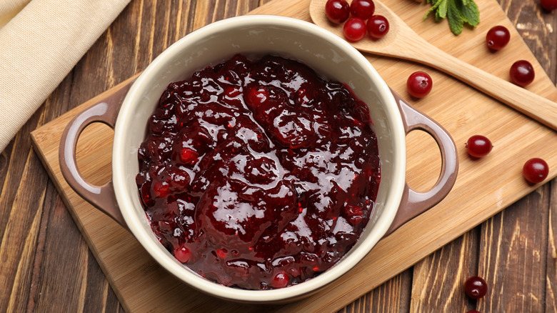 Cranberry sauce in bowl