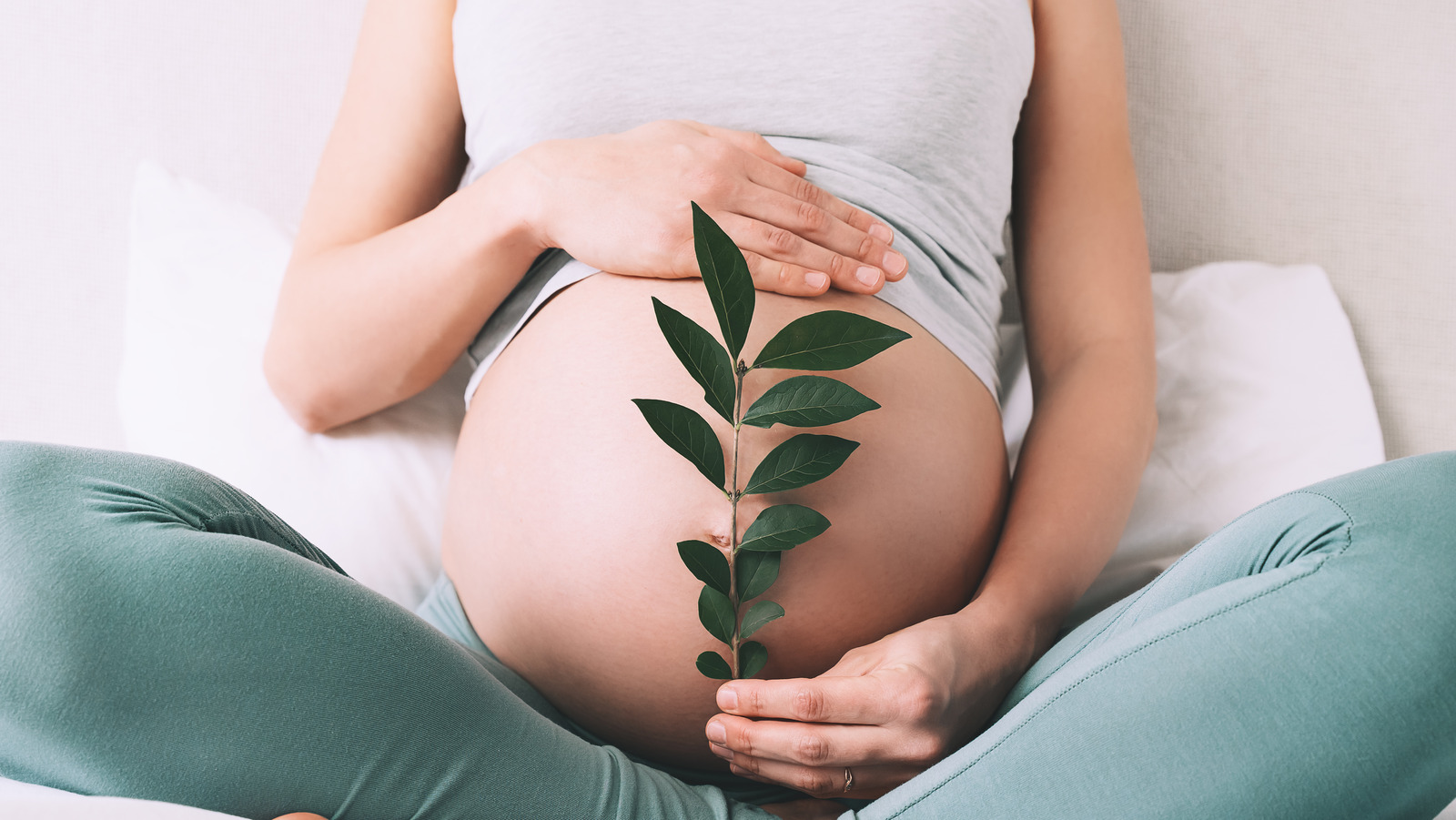 can-you-eat-pineapple-while-pregnant