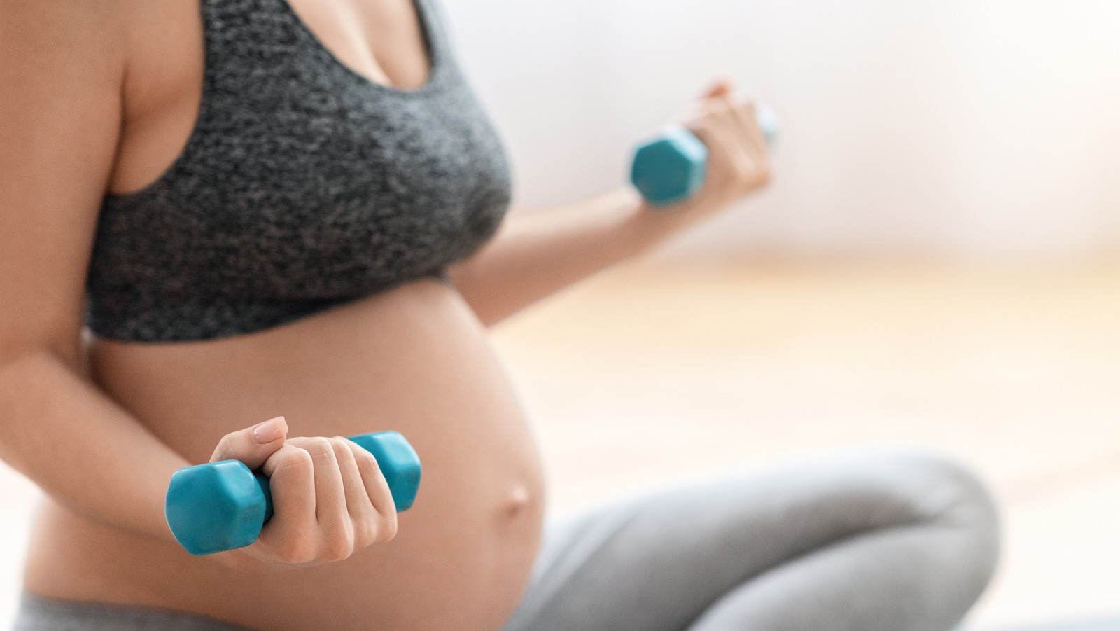 Can You Lift Weights While Pregnant 