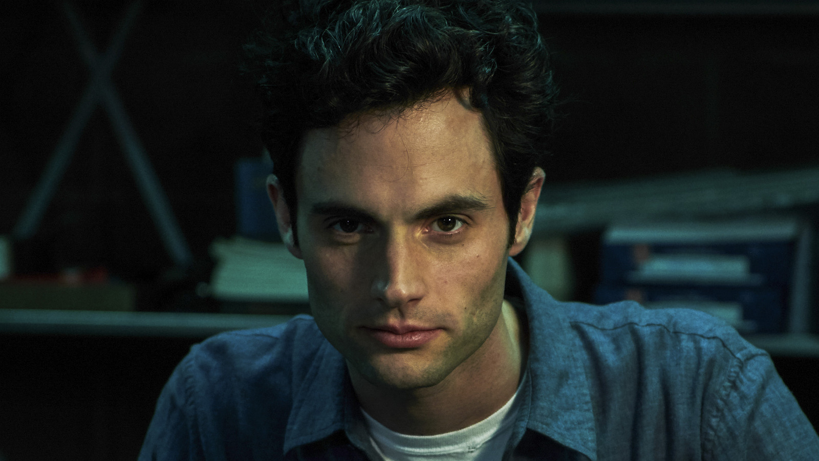 Caroline Kepnes Talks Watching Penn Badgley Turn Into Joe Goldberg 