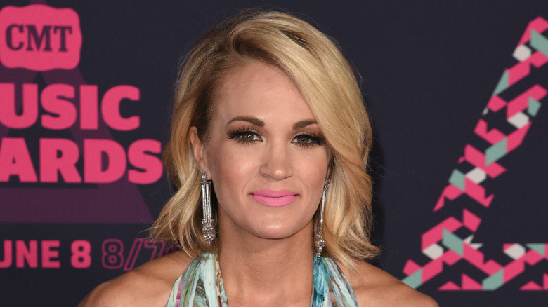 Carrie Underwood smiling